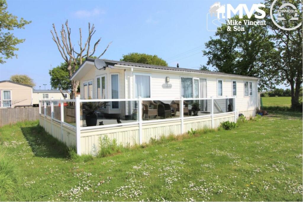 Main image of property: Firs Caravan Park, London Road, Little Clacton