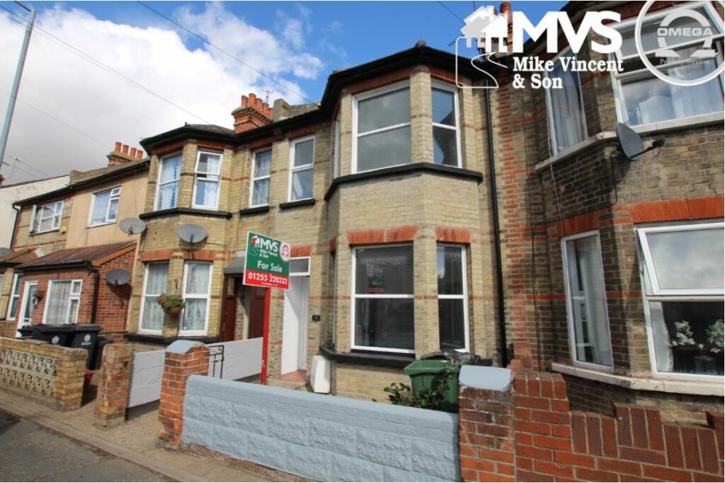 3 bedroom terraced house for sale in St Osyth Road, ClactononSea, CO15
