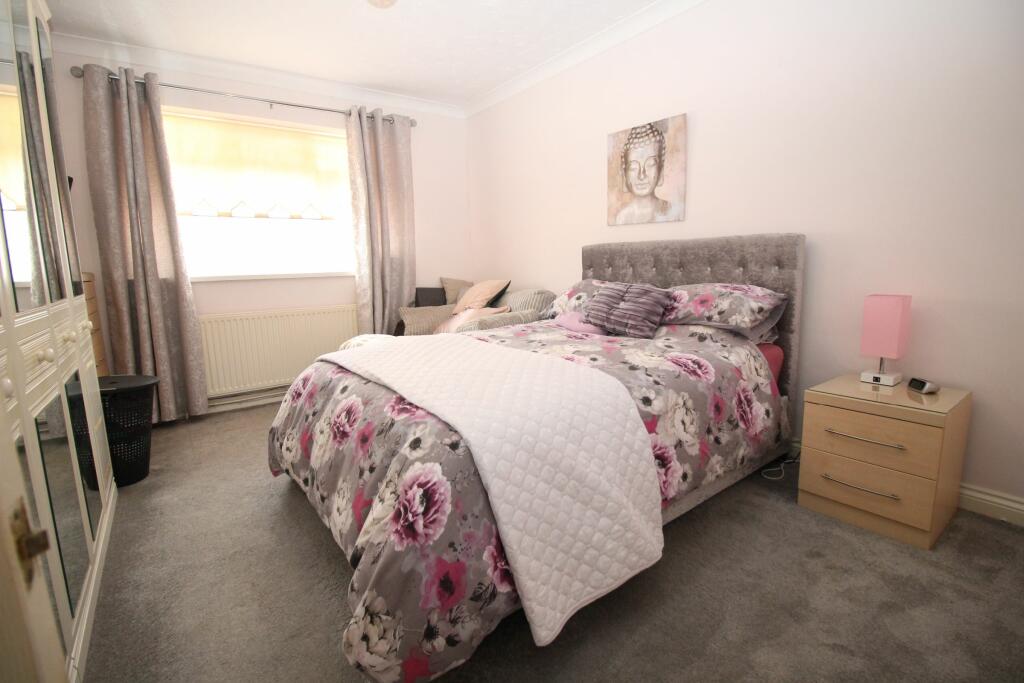 Additional property image - Dumont Avenue, St Osyth Village