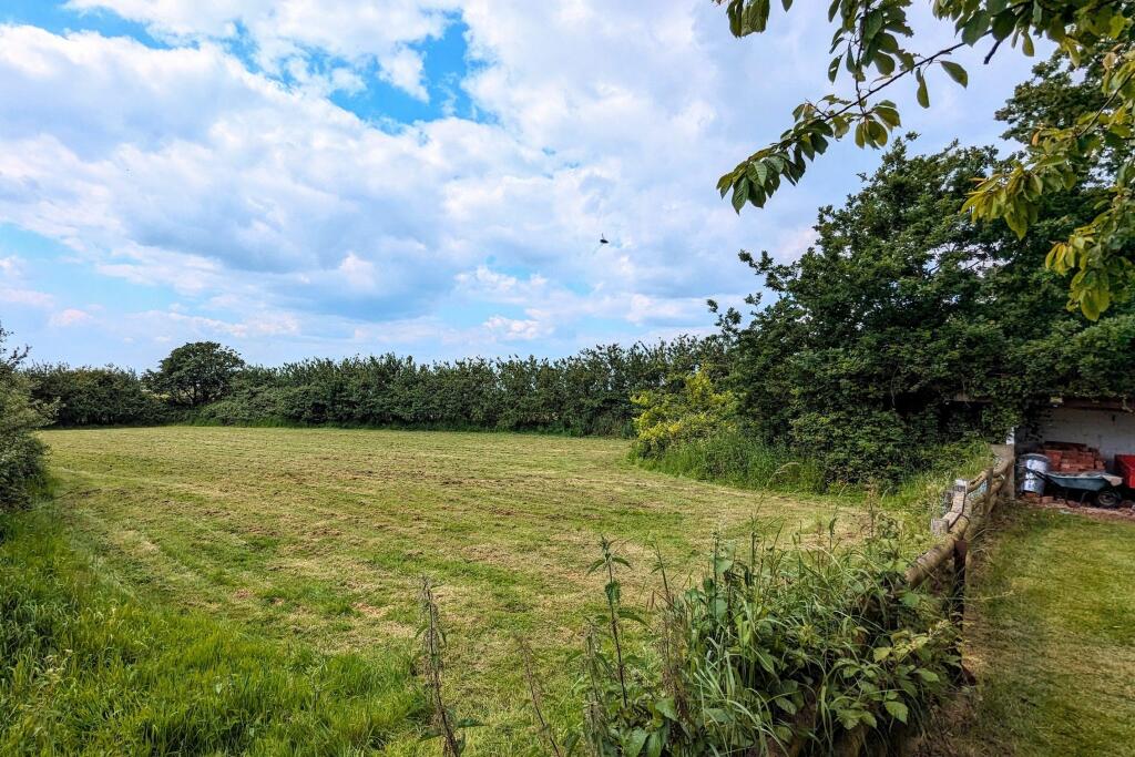 Additional property image - Dumont Avenue, St Osyth Village
