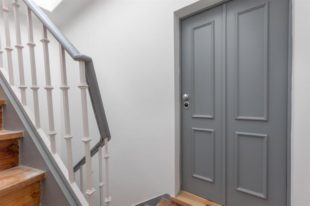 Main image of property: Lisbon, Lisbon