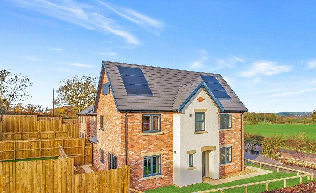 4 bedroom detached house for sale in 12 Pennine Way, Calthwaite