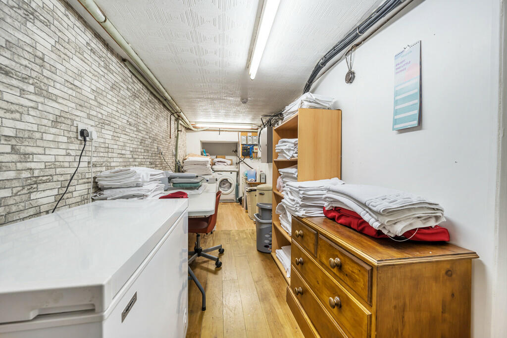 Additional property image - 4 Portland Place, Penrith, Cumbria, CA11 7QN