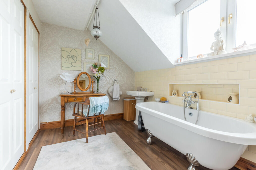 Additional property image - 4 Portland Place, Penrith, Cumbria, CA11 7QN