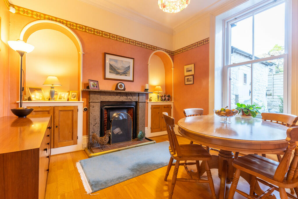 Additional property image - 37 Lowther Street, Penrith, Cumbria, CA11 7UQ