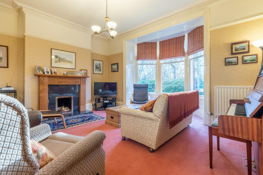 Additional property image - 37 Lowther Street, Penrith, Cumbria, CA11 7UQ