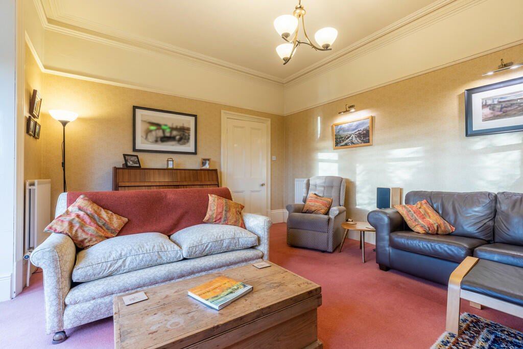 Additional property image - 37 Lowther Street, Penrith, Cumbria, CA11 7UQ