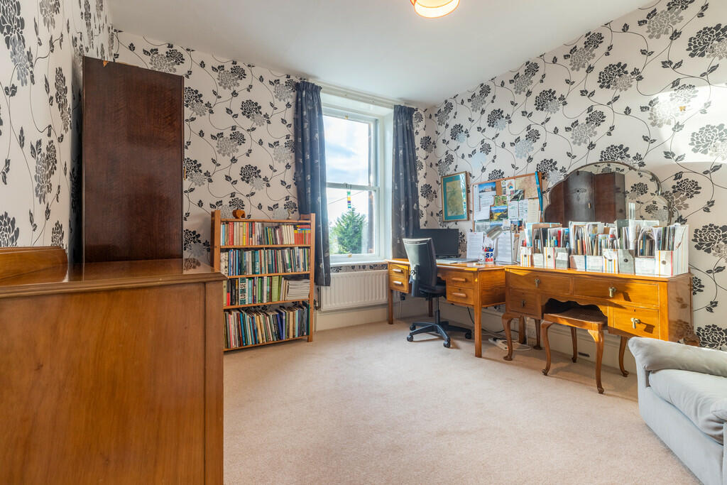 Additional property image - 37 Lowther Street, Penrith, Cumbria, CA11 7UQ