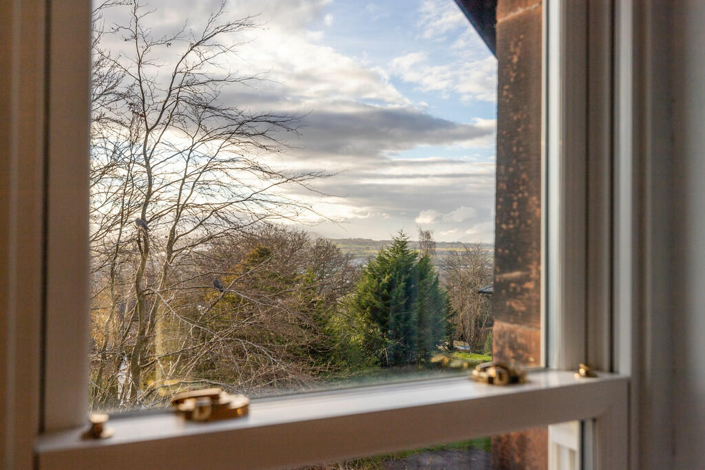 Additional property image - 37 Lowther Street, Penrith, Cumbria, CA11 7UQ