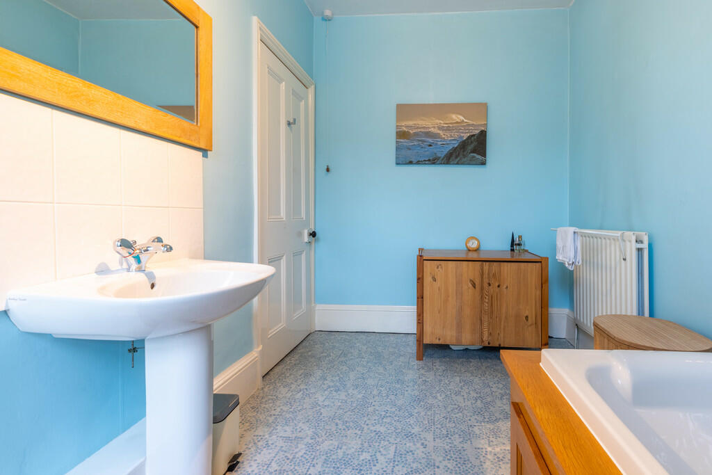Additional property image - 37 Lowther Street, Penrith, Cumbria, CA11 7UQ