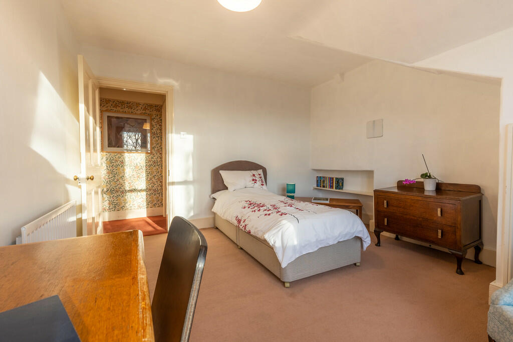 Additional property image - 37 Lowther Street, Penrith, Cumbria, CA11 7UQ