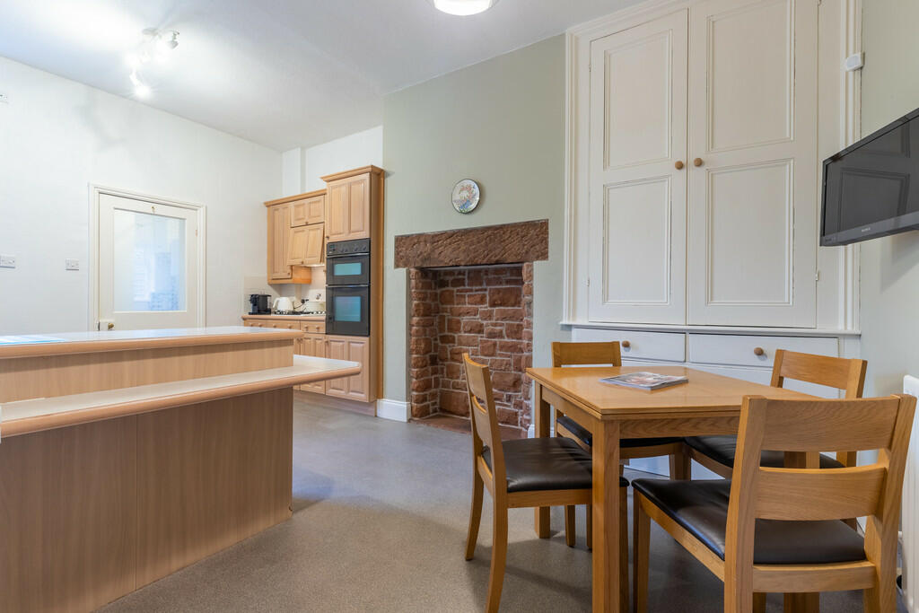 Additional property image - 37 Lowther Street, Penrith, Cumbria, CA11 7UQ