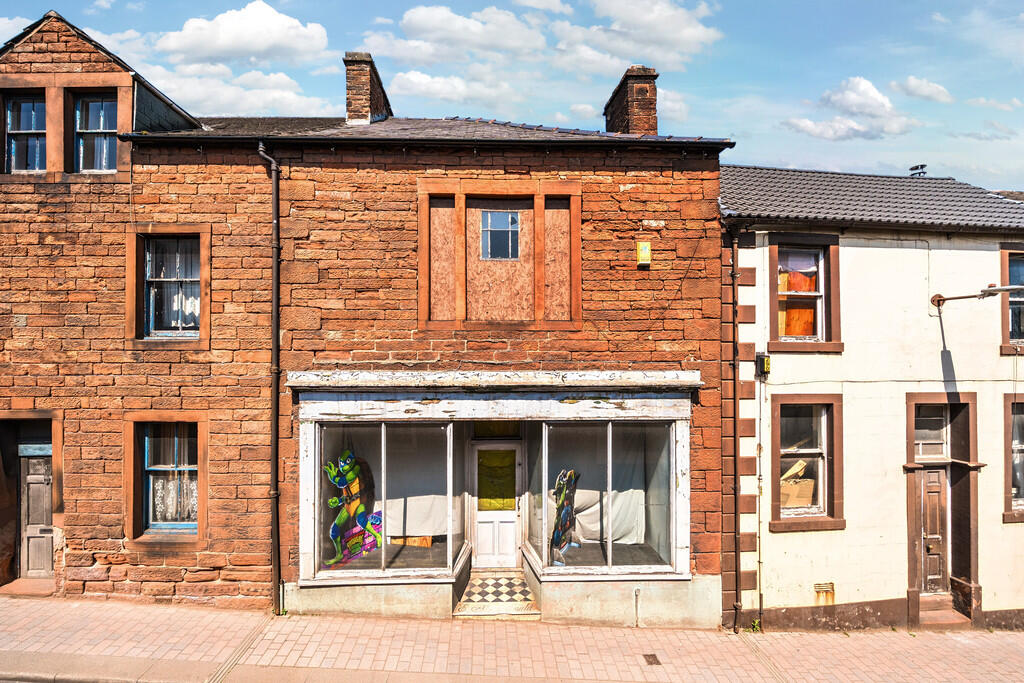Main image of property: 47 & 48 Castlegate, Penrith, Cumbria, CA11 7HY
