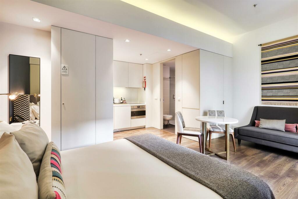 Main image of property: Lisbon, Lisbon