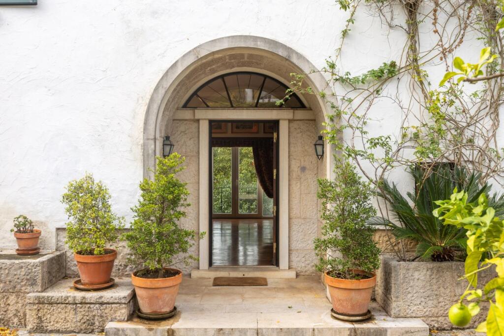 Main image of property: Lisbon, Cascais