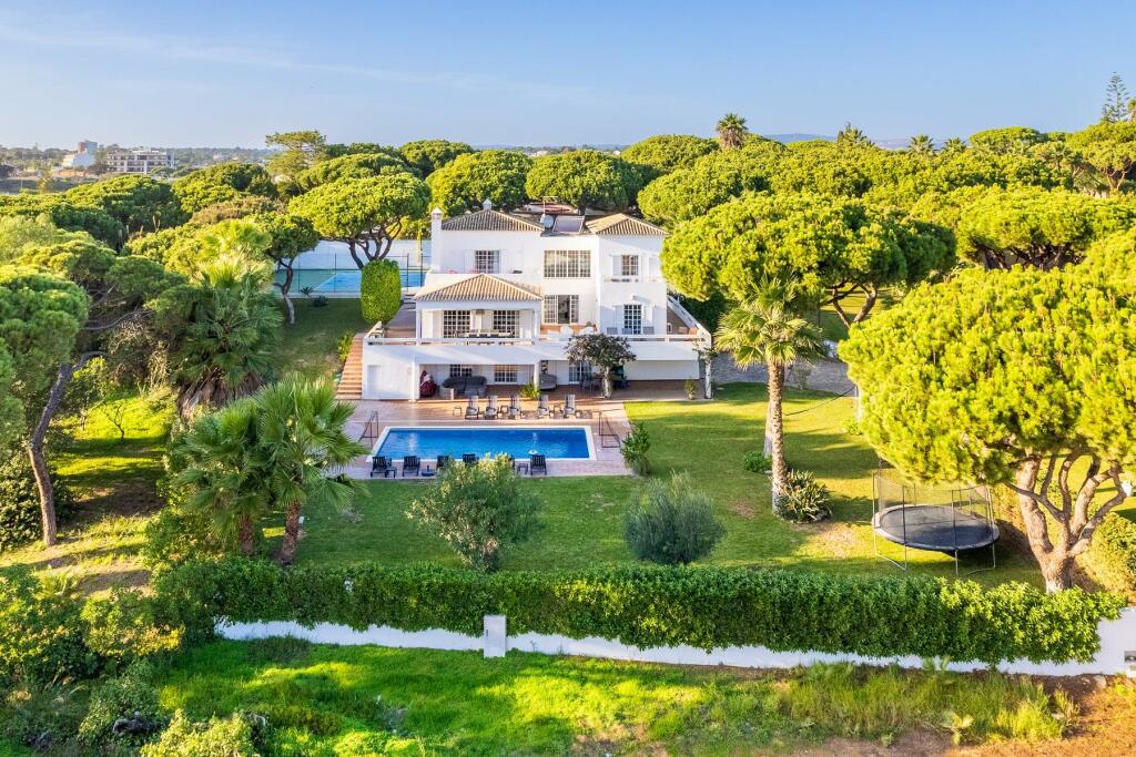 Main image of property: Algarve, Quarteira