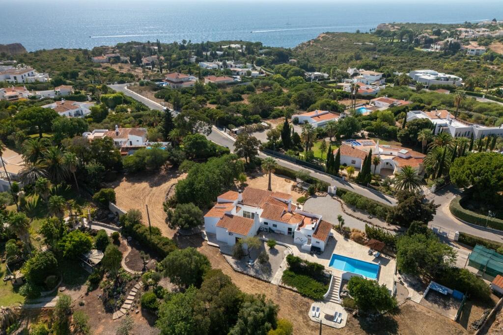 Main image of property: Algarve, Carvoeiro