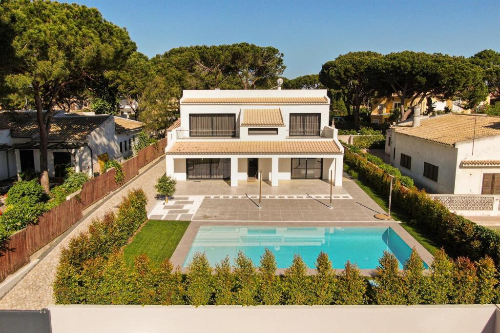 Main image of property: Algarve, Vilamoura