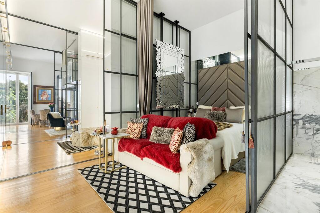 Main image of property: Oporto, Oporto