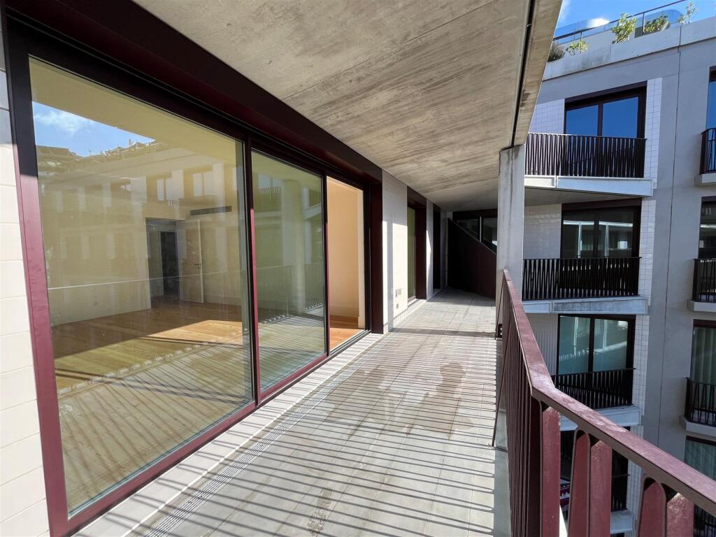 Main image of property: Oporto, Oporto