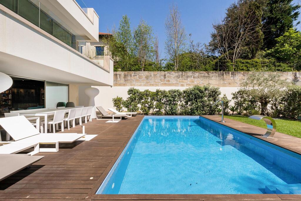 Main image of property: Oporto, Oporto