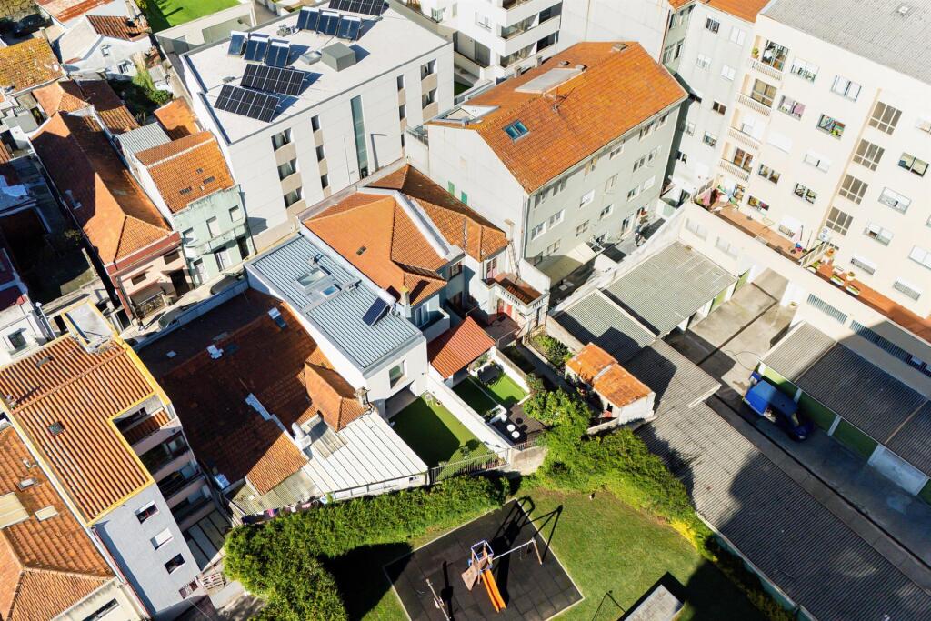 Main image of property: Oporto, Oporto