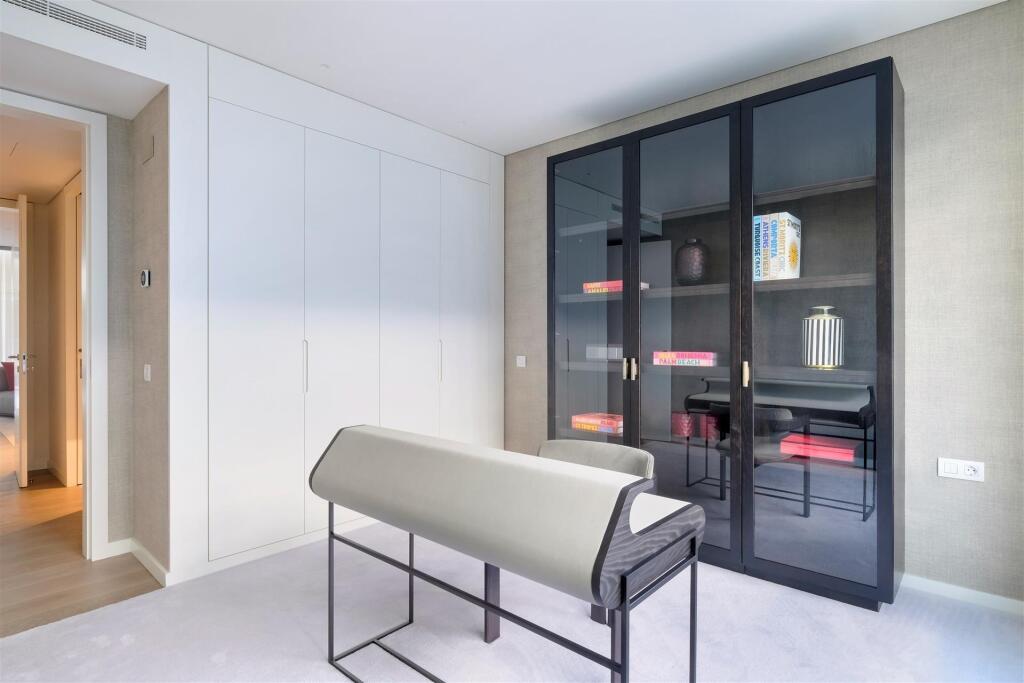 Main image of property: Lisbon, Lisbon