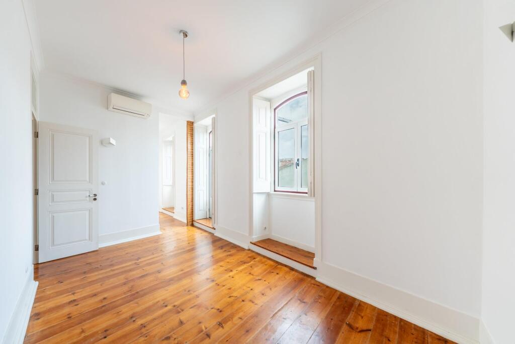 Main image of property: Lisbon, Lisbon