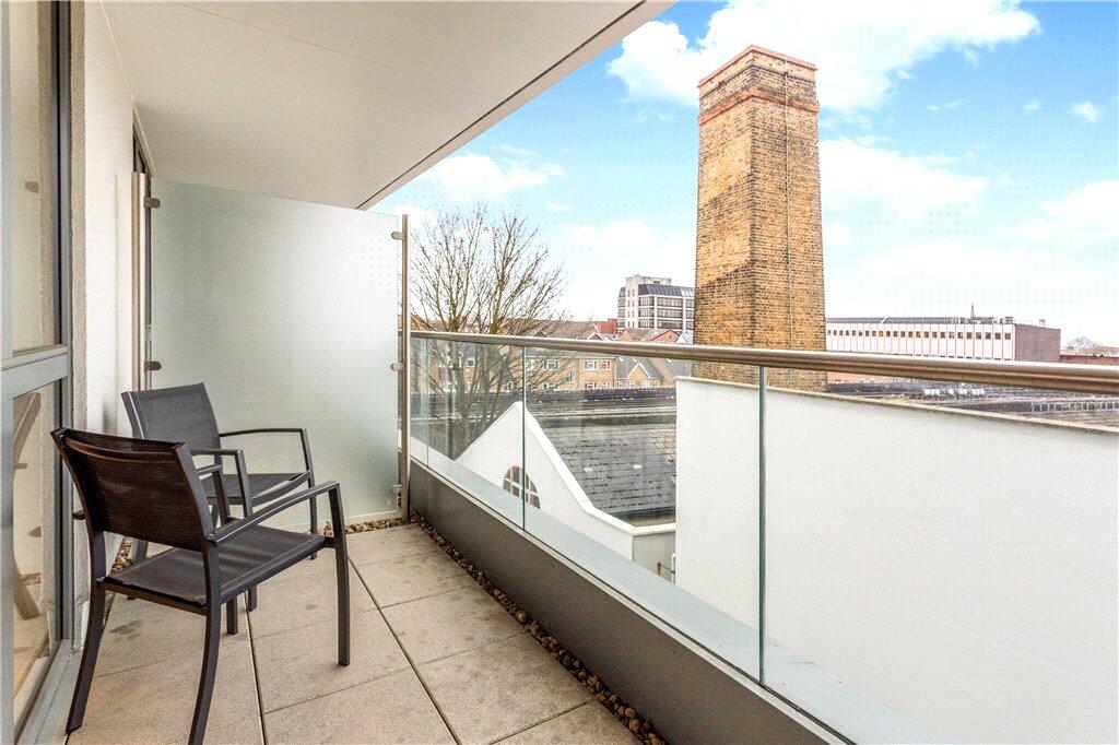 Main image of property: Glenbrook Apartments, 85 Glenthorne Road, London