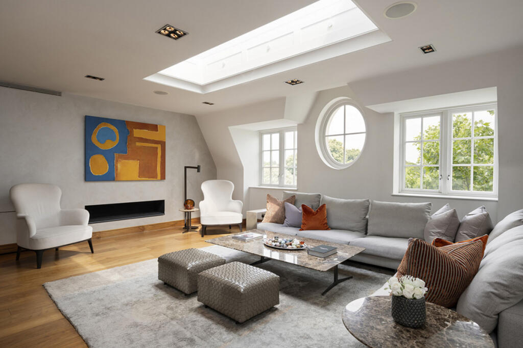 Main image of property: Palace Gate, London, W8