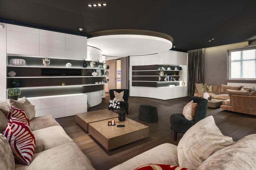 Main image of property: North Row, London, W1K