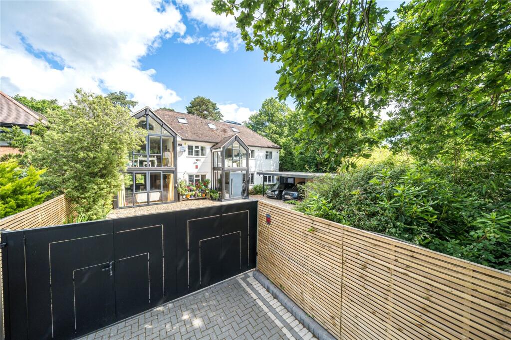 Main image of property: Nine Mile Ride, Finchampstead, Wokingham, Berkshire, RG40