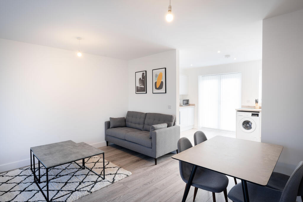 Additional property image - Binmead Gardens, Hartcliffe, BS13