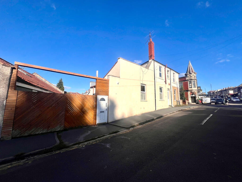 Main image of property: Sandhurst Road, Bristol, BS4