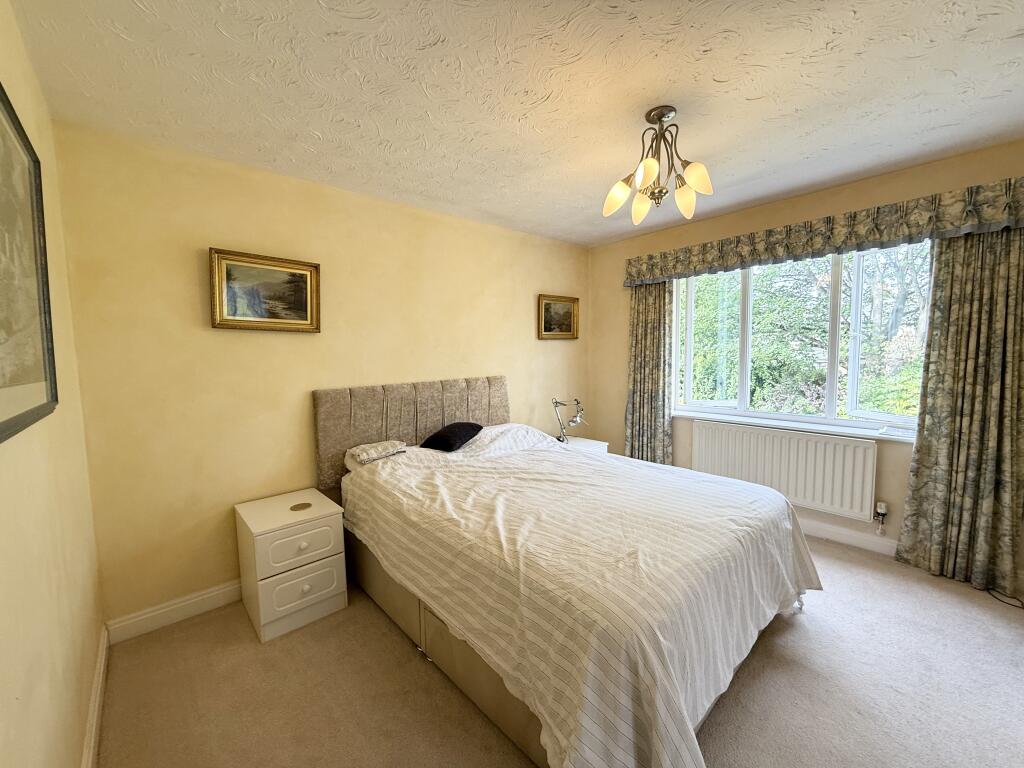 Main image of property: Room 1, Dartmouth Drive, St Helens, WA10 6BP