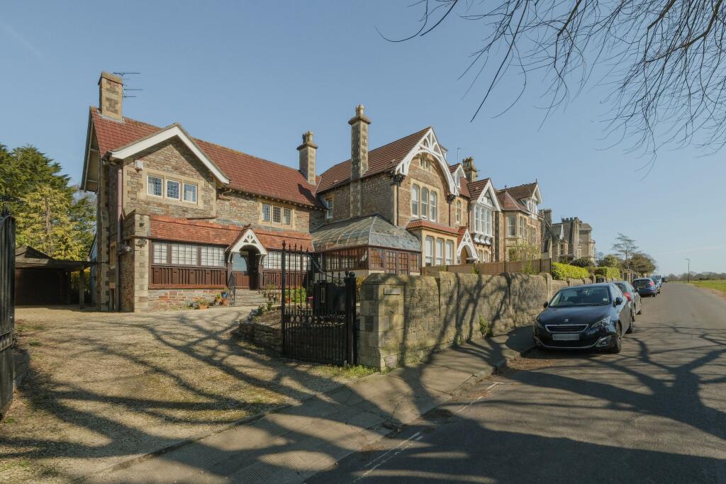 Main image of property: Avonhurst, Ivywell Road, Sneyd Park