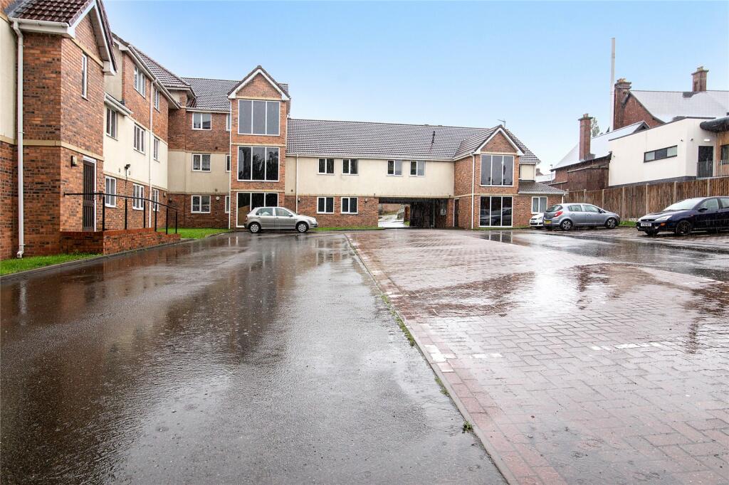2 bedroom apartment for sale in Londonderry Lane, Smethwick, B67