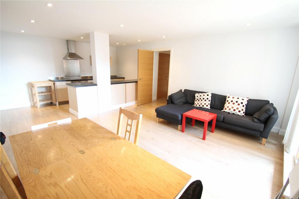 2 bedroom apartment for rent in Canal Wharf, 18 Waterfront Walk, Birmingham, B1