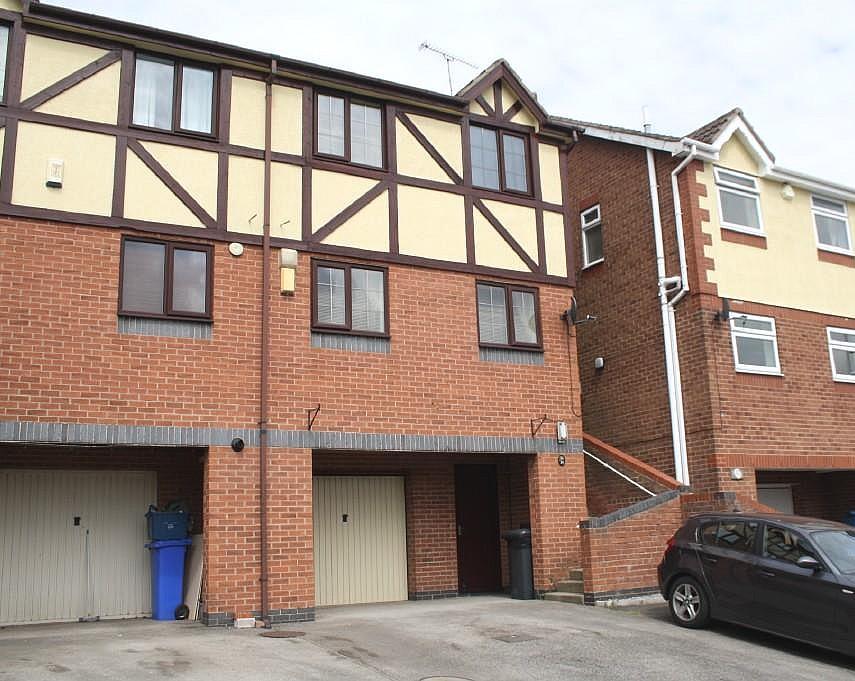 Main image of property: Moor Farm Avenue,Mosborough,Sheffield,S20