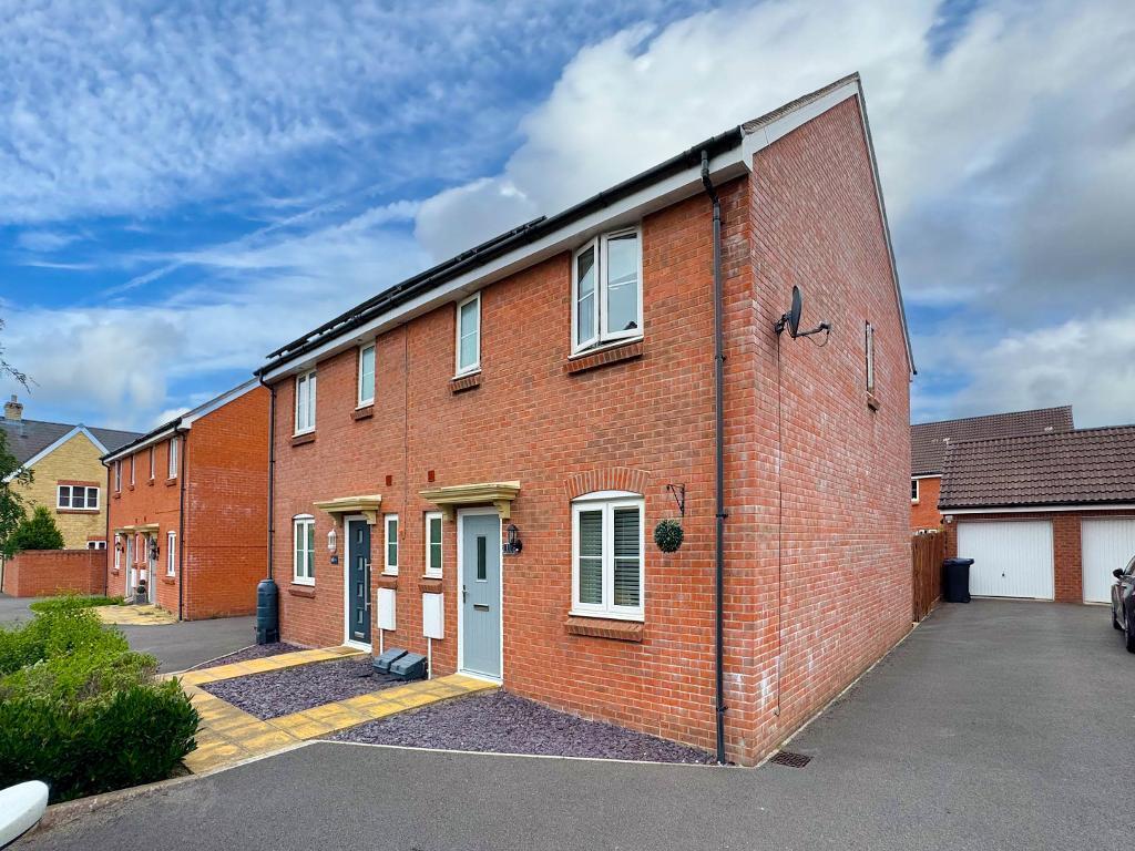 Main image of property: Linnet Lane, Melksham, Wiltshire, SN12 7FA