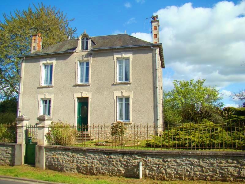 3 bedroom detached house for sale in ChâteauGarnier, Vienne, Poitou