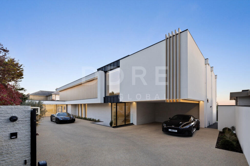 Main image of property: Dyke Road Avenue, Brighton, BN3
