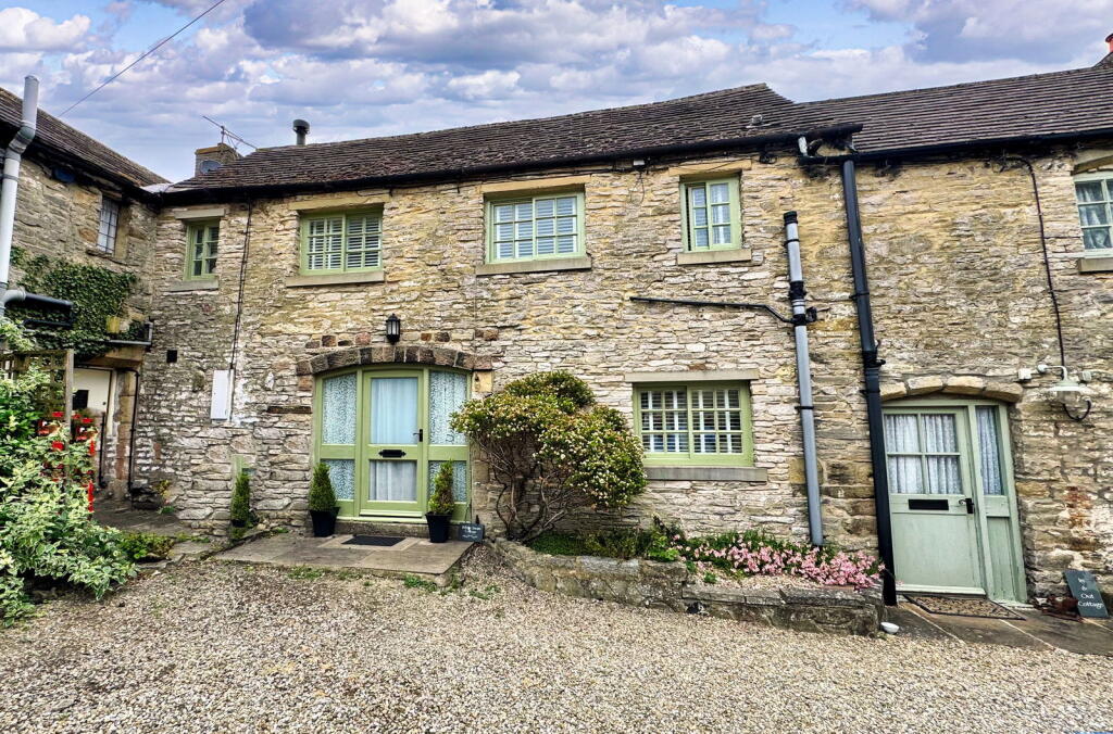 Main image of property: White Swan Cottage, Middleham