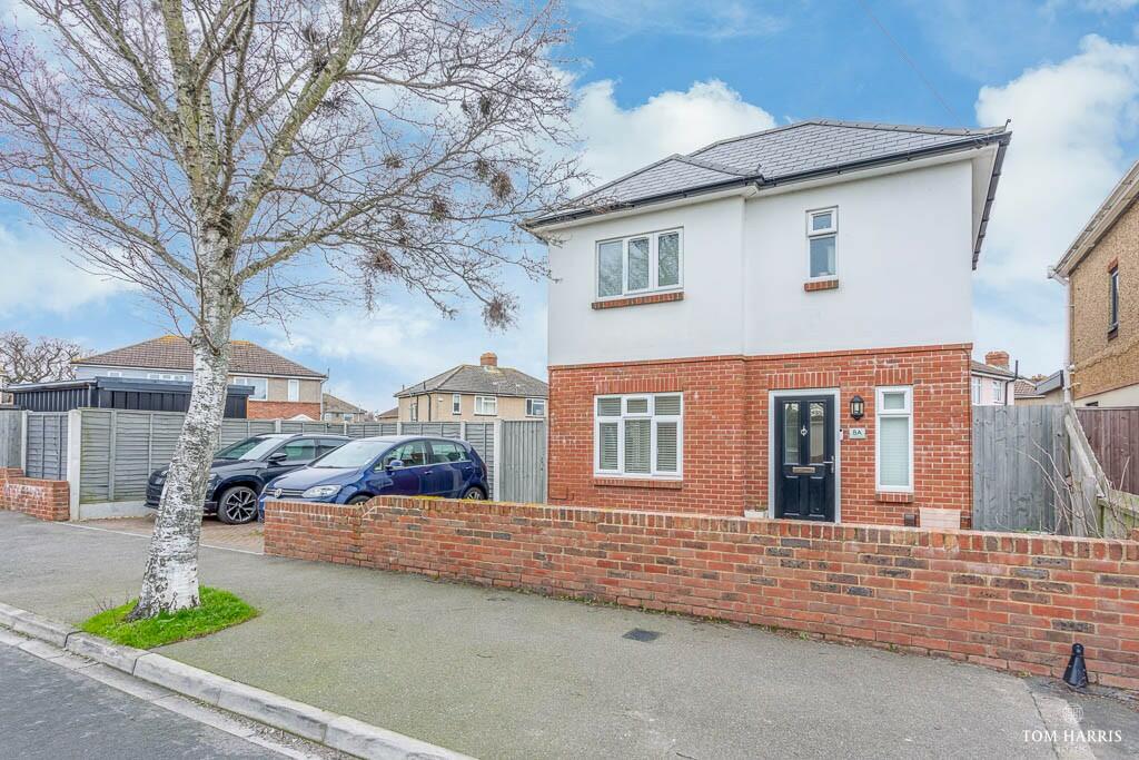 2 bedroom detached house for sale in Collingbourne Avenue, Bournemouth, Dorset, BH6