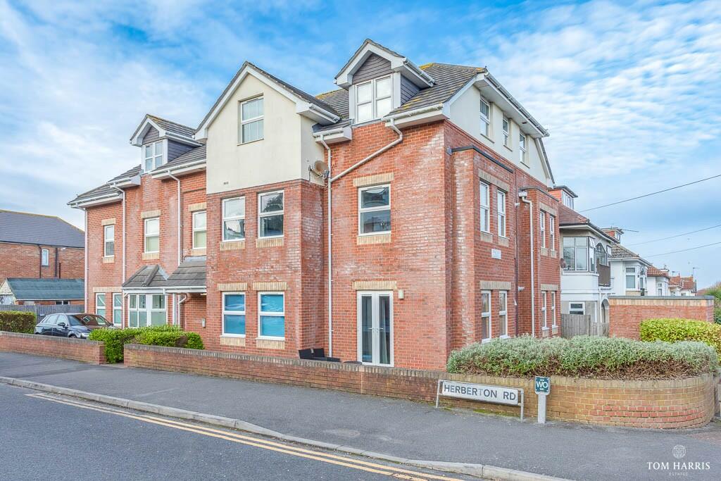 2 bedroom apartment for sale in Castlemain Avenue, Bournemouth, Dorset, BH6