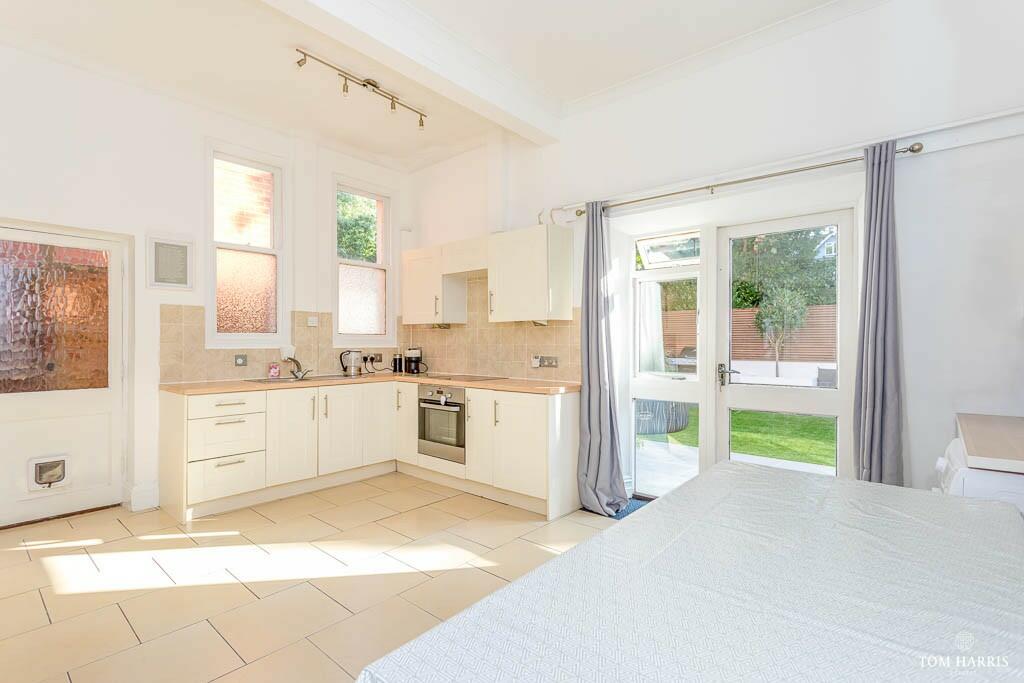 Additional property image - Stourcliffe Avenue, Bournemouth, Dorset, BH6