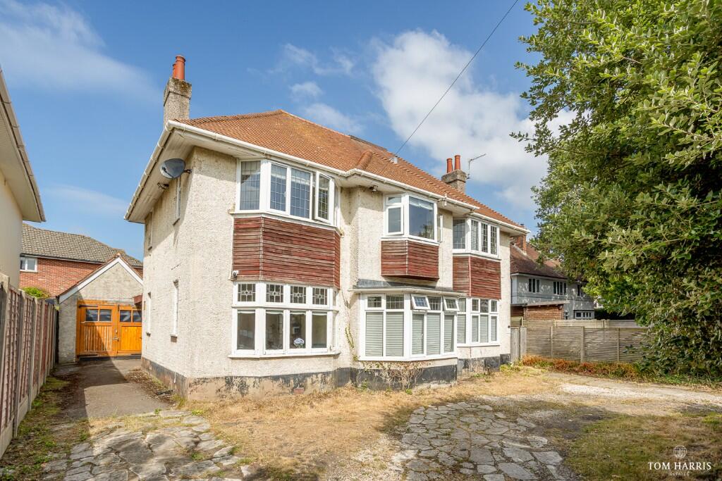 Main image of property: Ravine Road, Bournemouth, Dorset, BH5