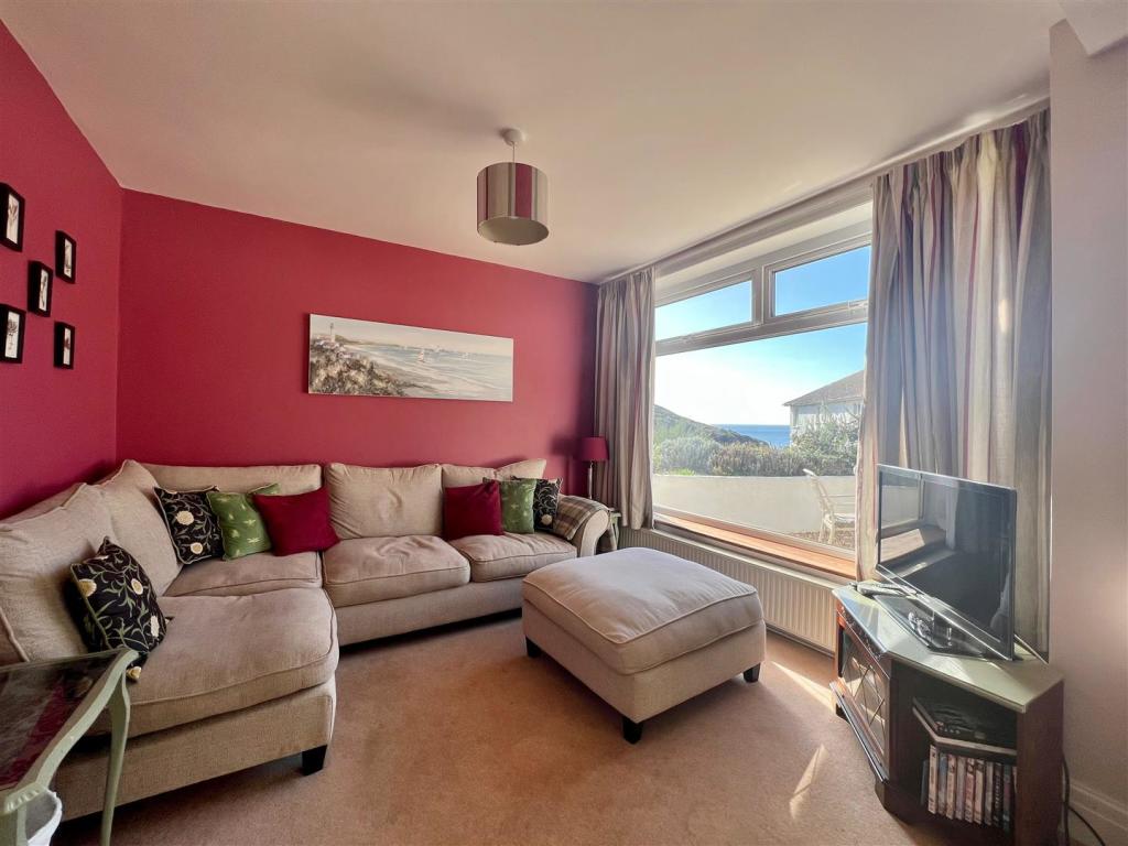 5 bedroom detached house for sale in Heybrook Bay, Plymouth, PL9