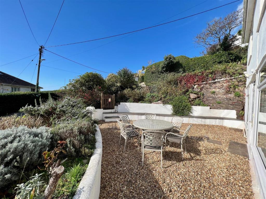 5 bedroom detached house for sale in Heybrook Bay, Plymouth, PL9