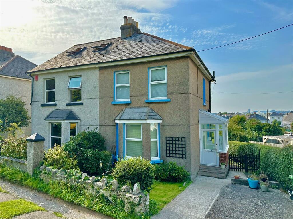 2 bedroom semidetached house for sale in Oreston, Plymouth, PL9